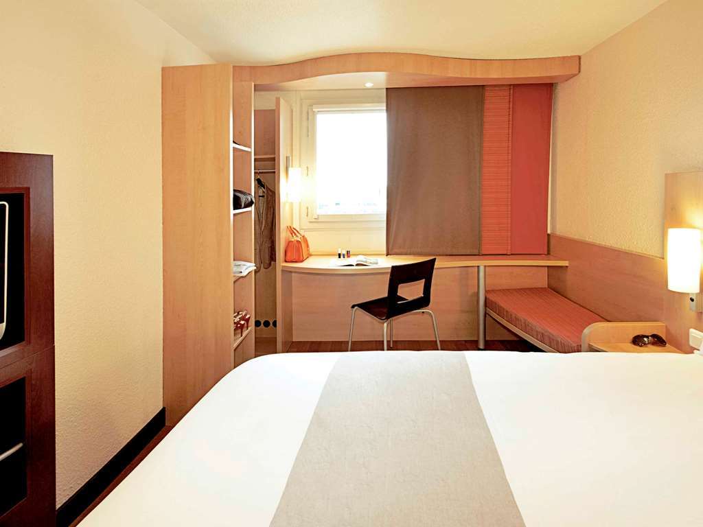 Готель Ibis Auxerre Centre Номер фото